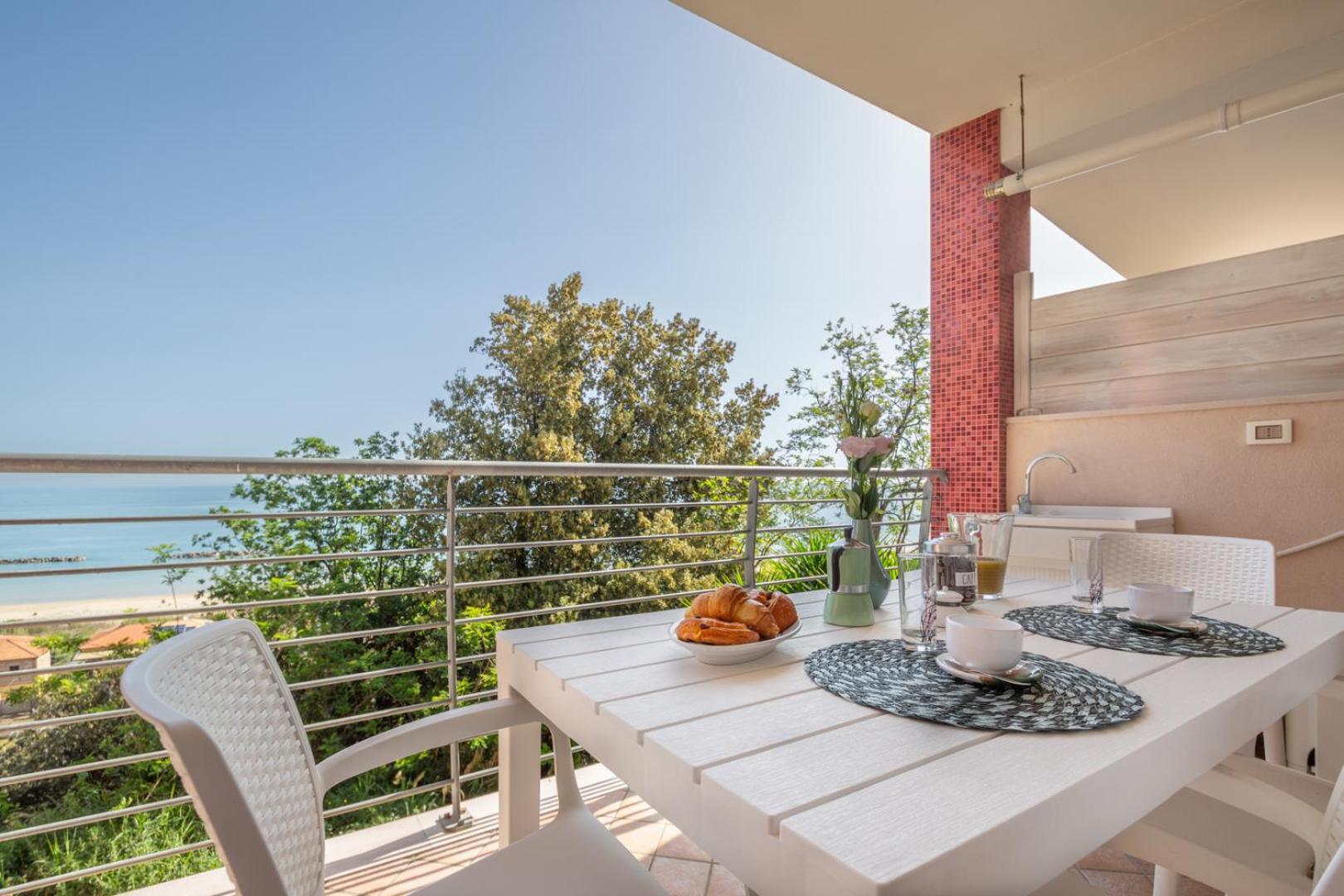 Abruzzodamare Amazing Apartments With Romantic Sea View Francavilla Al Mare Luaran gambar