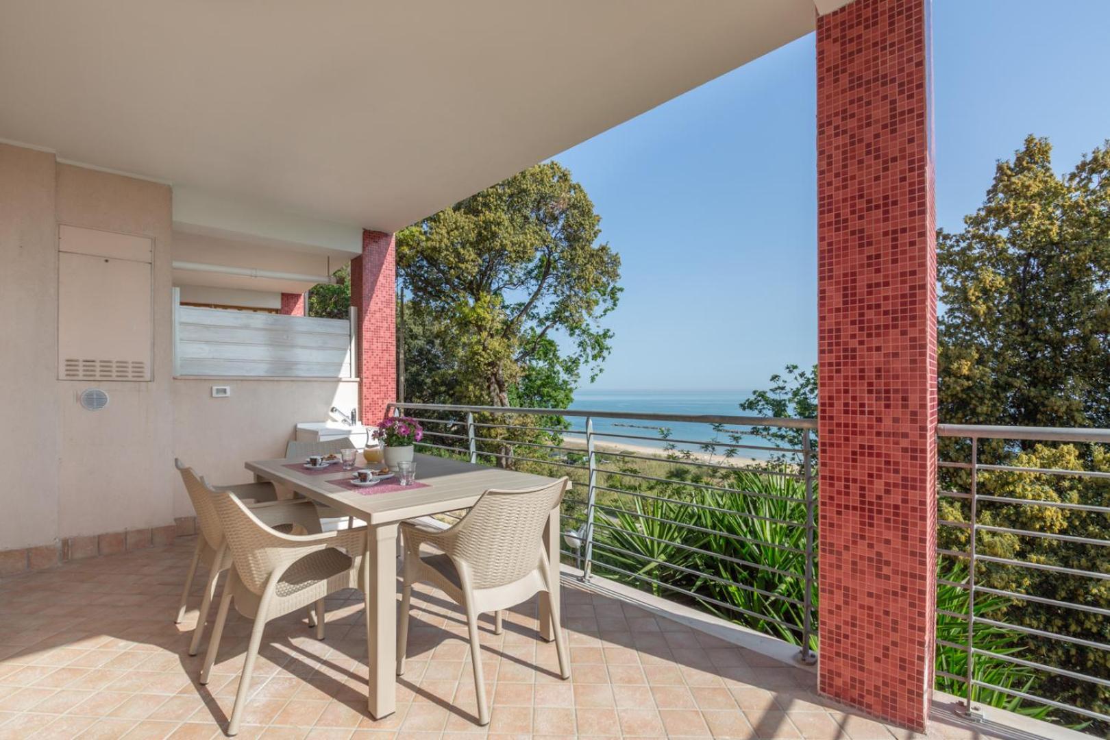 Abruzzodamare Amazing Apartments With Romantic Sea View Francavilla Al Mare Luaran gambar