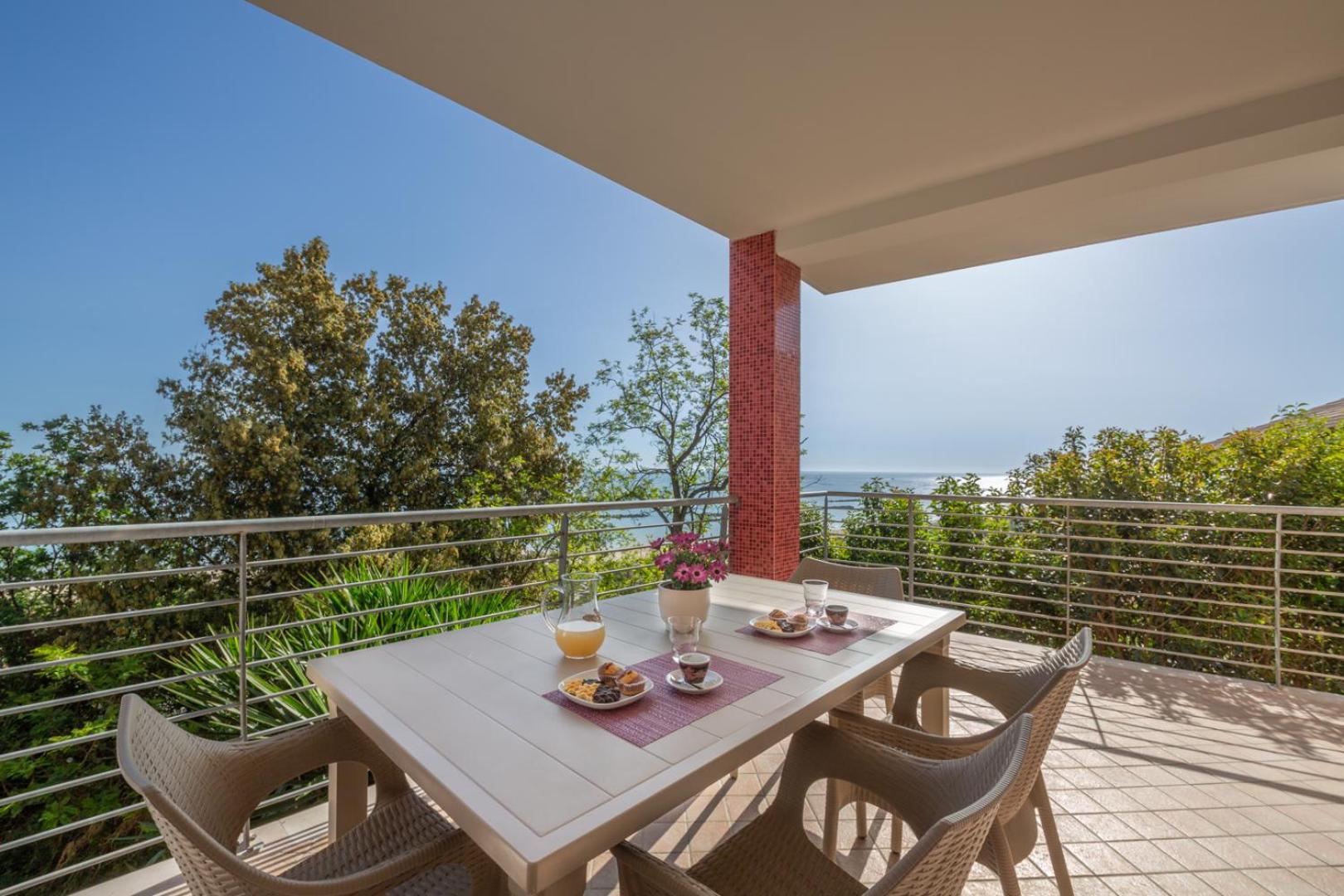 Abruzzodamare Amazing Apartments With Romantic Sea View Francavilla Al Mare Luaran gambar